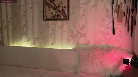 Snapshot of dia__diana chatting on 09/09/25, 02:16 Diana Di Honey online show from 09/09/25, 02:16