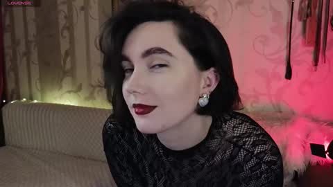 Snapshot of dia__diana chatting on 12/18/25, 02:45 Diana Di Honey online show from 12/18/25, 02:45