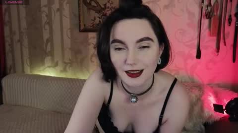 Snapshot of dia__diana chatting on 12/21/25, 01:18 Diana Di Honey online show from 12/21/25, 01:18