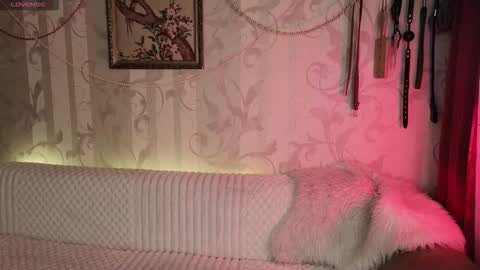 Snapshot of dia__diana chatting on 02/12/26, 02:12 Diana Di Honey online show from 02/12/26, 02:12
