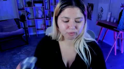 Dia online show from 09/11/25, 04:51