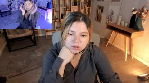 Dia online show from 09/26/25, 08:02