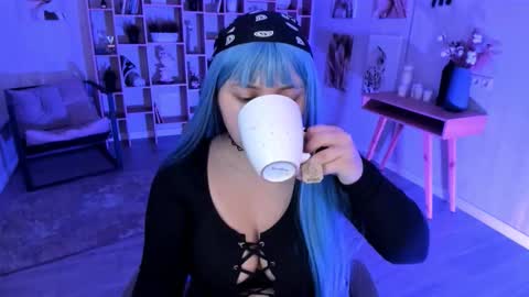 Dia online show from 10/11/25, 08:07