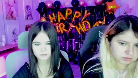 Dia online show from 10/19/25, 08:20