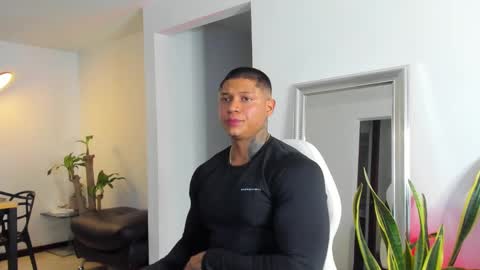 Diego online show from 02/06/25, 02:11