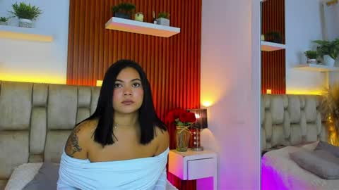 diamond_canela online show from 07/01/26, 03:41