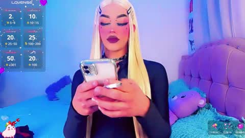 Snapshot of diamond_hott1 chatting on 09/22/25, 01:07 AmayaGirl online show from 09/22/25, 01:07