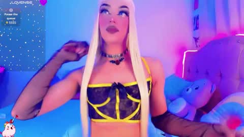 Snapshot of diamond_hott1 chatting on 09/26/25, 02:15 AmayaGirl online show from 09/26/25, 02:15