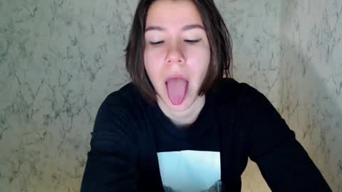 Snapshot of diamond_is chatting on 11/26/25, 09:49 diamond is online show from 11/26/25, 09:49