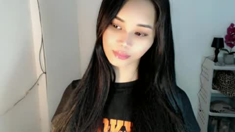 diamond_temptress online show from 06/15/26, 08:38
