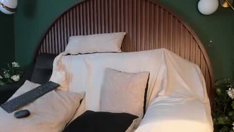 diamond_twink online show from 07/18/26, 06:50