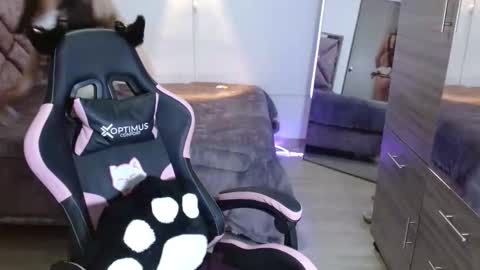 diamondgold28 online show from 11/26/25, 06:09