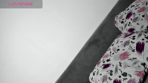 diamondkay_ online show from 12/21/24, 10:28