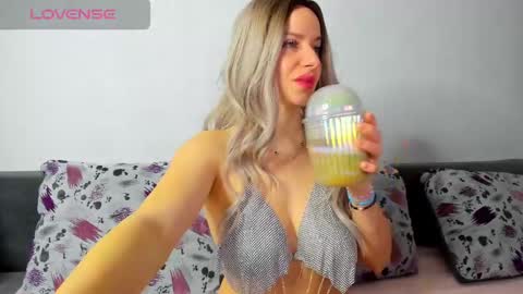 diamondkay_ online show from 03/02/25, 06:37