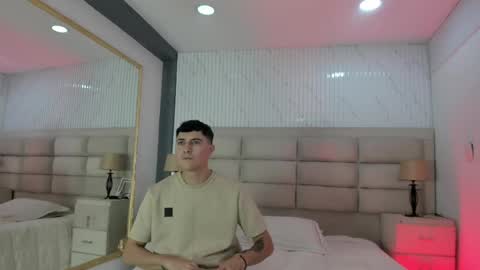 Snapshot of diamondss_1 chatting on 05/30/26, 10:07 diamondss_1 online show from 05/30/26, 10:07
