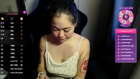 Snapshot of diana_custom chatting on 10/24/25, 12:56 Diana online show from 10/24/25, 12:56