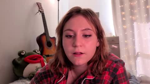 Snapshot of diana_floweri chatting on 09/25/25, 09:24 Diana online show from 09/25/25, 09:24