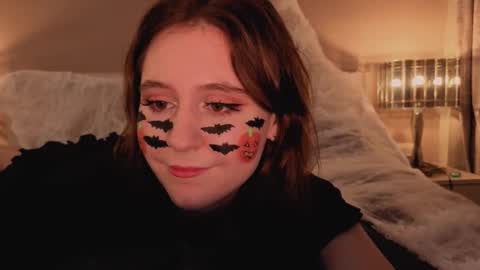 Diana online show from 10/31/25, 06:25