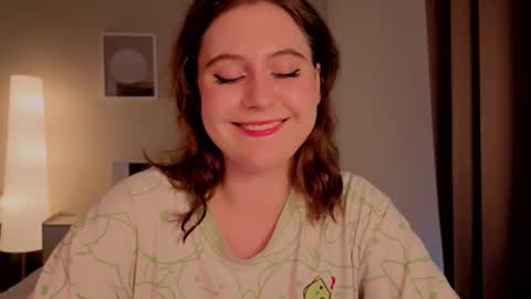 Snapshot of diana_floweri chatting on 11/30/25, 04:38 Diana online show from 11/30/25, 04:38