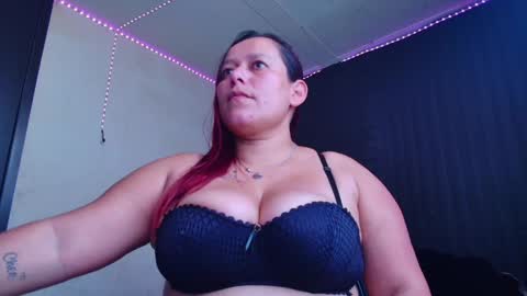 Diana Lozano online show from 02/13/25, 12:11