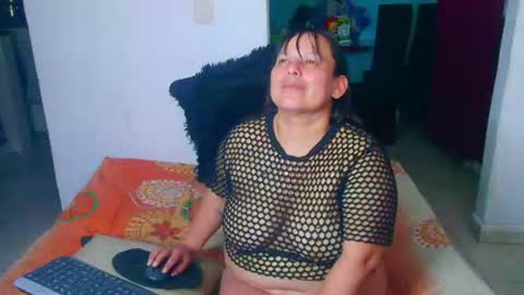 Diana Lozano online show from 07/05/26, 04:19
