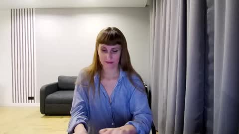 diana_meridor online show from 02/04/25, 09:52