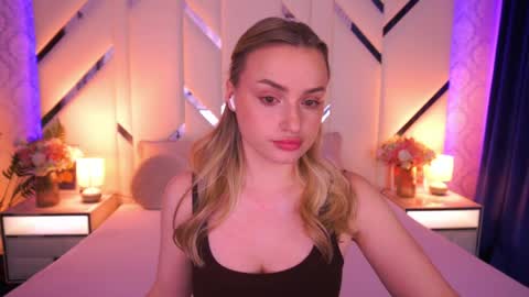 Snapshot of diana_nova chatting on 04/27/26, 06:44 diana_nova online show from 04/27/26, 06:44