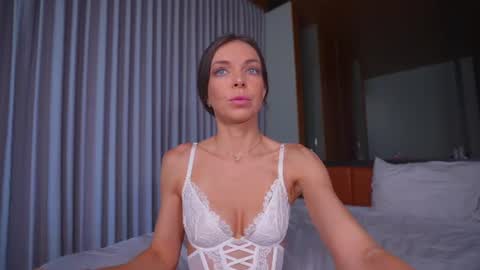 Diana online show from 06/21/26, 01:52