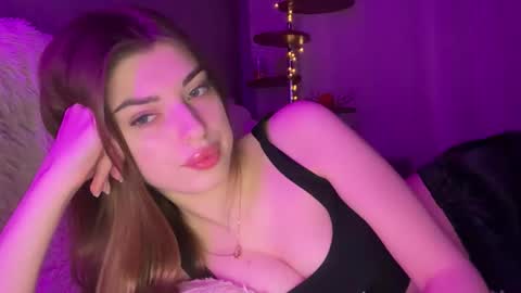 Snapshot of dianaa_lee chatting on 03/03/26, 11:21 DIANA online show from 03/03/26, 11:21