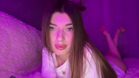 Snapshot of dianaa_lee chatting on 03/05/26, 10:17 DIANA online show from 03/05/26, 10:17