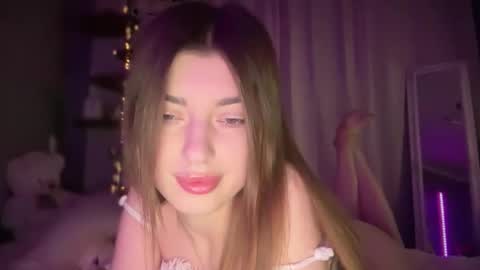 Snapshot of dianaa_lee chatting on 04/03/26, 08:18 DIANA online show from 04/03/26, 08:18