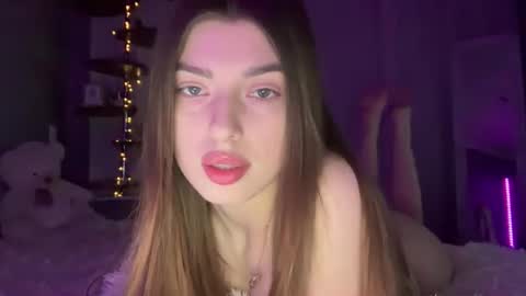 Snapshot of dianaa_lee chatting on 04/04/26, 09:45 DIANA online show from 04/04/26, 09:45