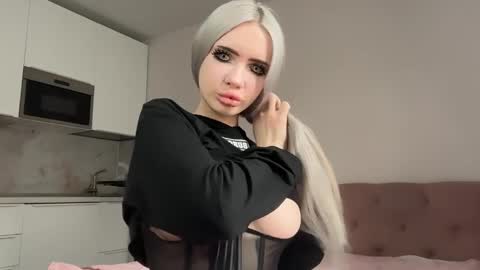 Snapshot of dianadesire_ chatting on 05/06/26, 07:24 Diana online show from 05/06/26, 07:24