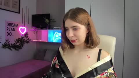 Diana online show from 09/19/25, 01:45