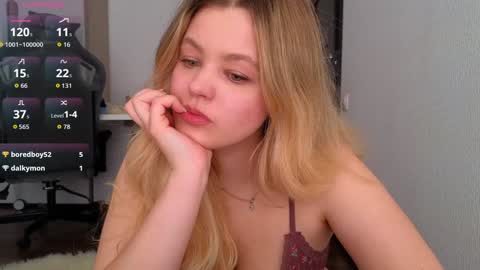 Snapshot of dianaholiday chatting on 02/18/26, 04:25 Olga online show from 02/18/26, 04:25