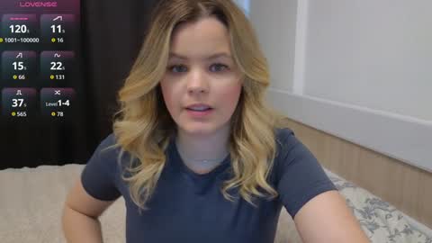 Snapshot of dianaholiday chatting on 03/01/26, 01:13 Olga online show from 03/01/26, 01:13