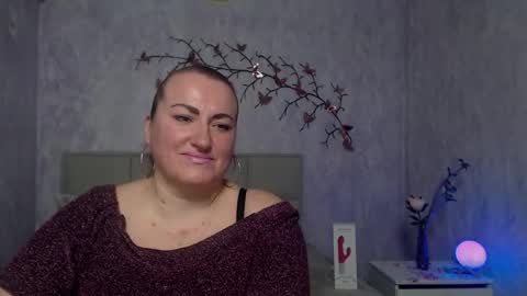 Diana online show from 02/25/26, 06:45