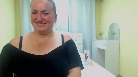 Diana online show from 05/28/26, 06:10