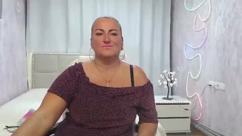 Diana online show from 07/23/26, 06:22