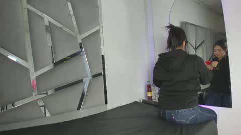 dianarous online show from 11/26/25, 04:24