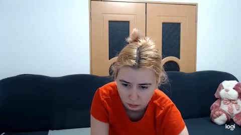 dianasmiey7 online show from 02/14/25, 09:34