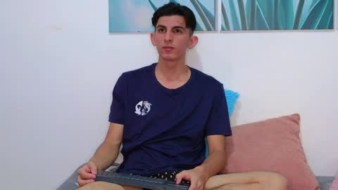 Ana  Leo online show from 04/02/26, 02:04