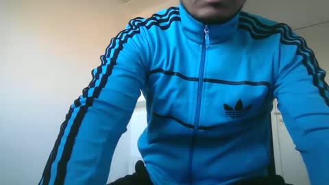 Snapshot of diangohetero21cm chatting on 02/08/25, 04:25 diangohetero21cm online show from 02/08/25, 04:25