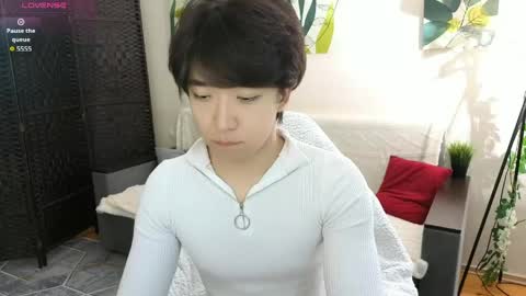 Snapshot of dianinav chatting on 04/19/26, 07:07 Adam online show from 04/19/26, 07:07