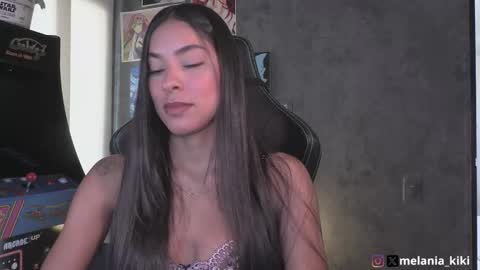 Melania   -    online show from 11/08/25, 09:24