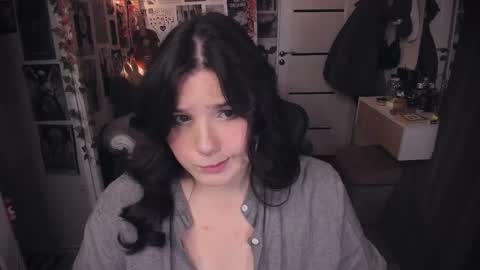 Snapshot of diasporaaa chatting on 10/29/25, 03:09 diasporaaa online show from 10/29/25, 03:09