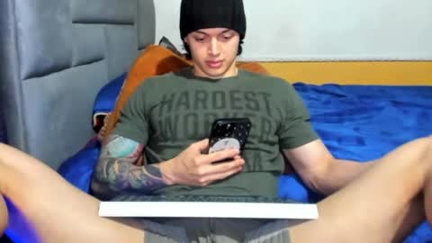 jhon online show from 03/11/25, 11:59
