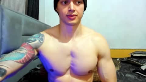 jhon online show from 12/04/25, 10:18