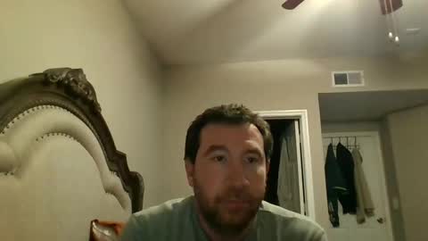 Snapshot of dickblogger chatting on 12/16/25, 04:50 dickblogger online show from 12/16/25, 04:50