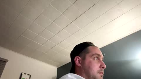 Snapshot of dickchaude69 chatting on 10/25/25, 05:15 dickchaude69 online show from 10/25/25, 05:15